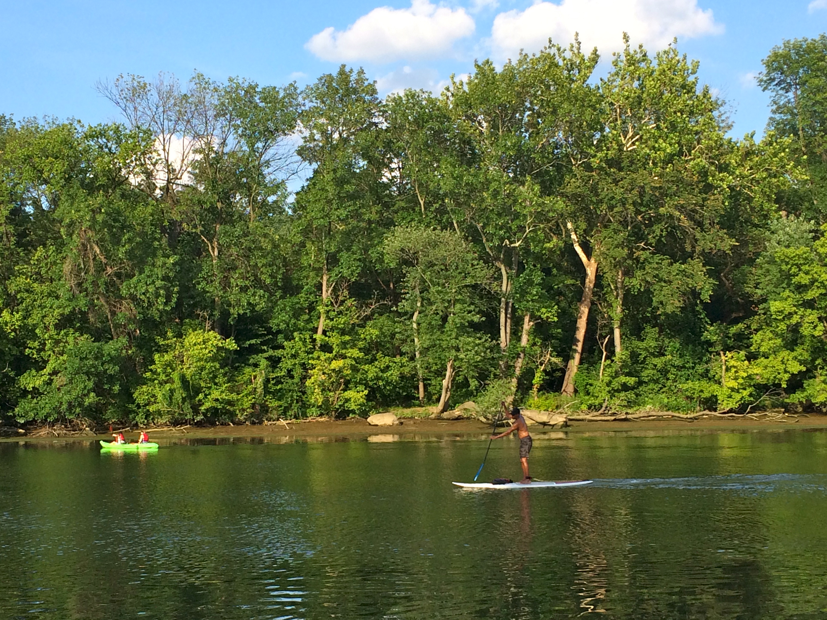 Paddleboarding the Potomac in Washington DC